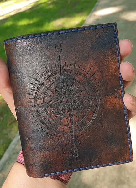 skórzany portfel Róża Wiatrów 400x60